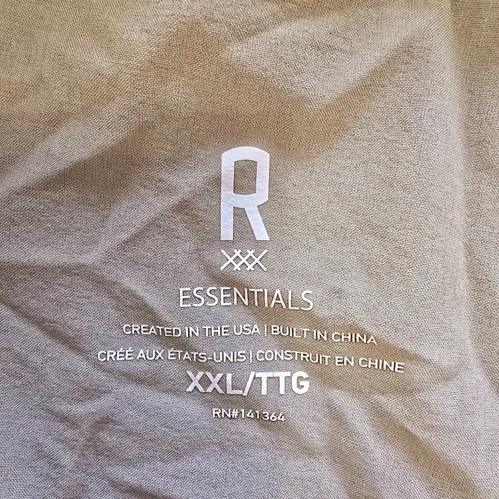 Rhone Essentials 7" Shorts Light Khaki Tan Men's XXL Activewear Outdoor - Picture 3 of 11